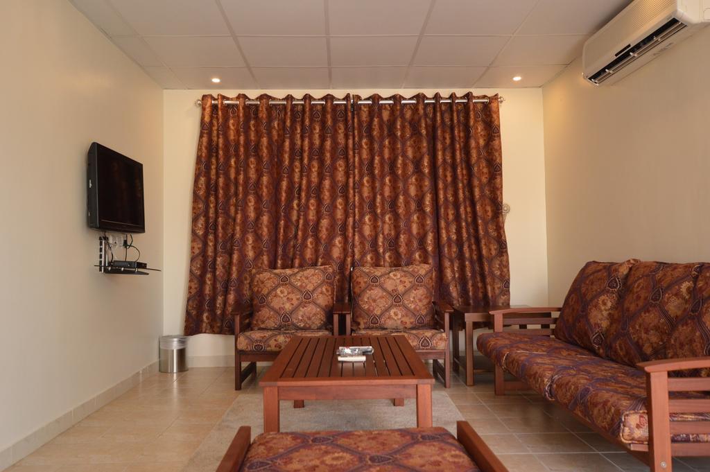 Al Ahmadi Plaza Resort Янбу Екстер'єр фото
