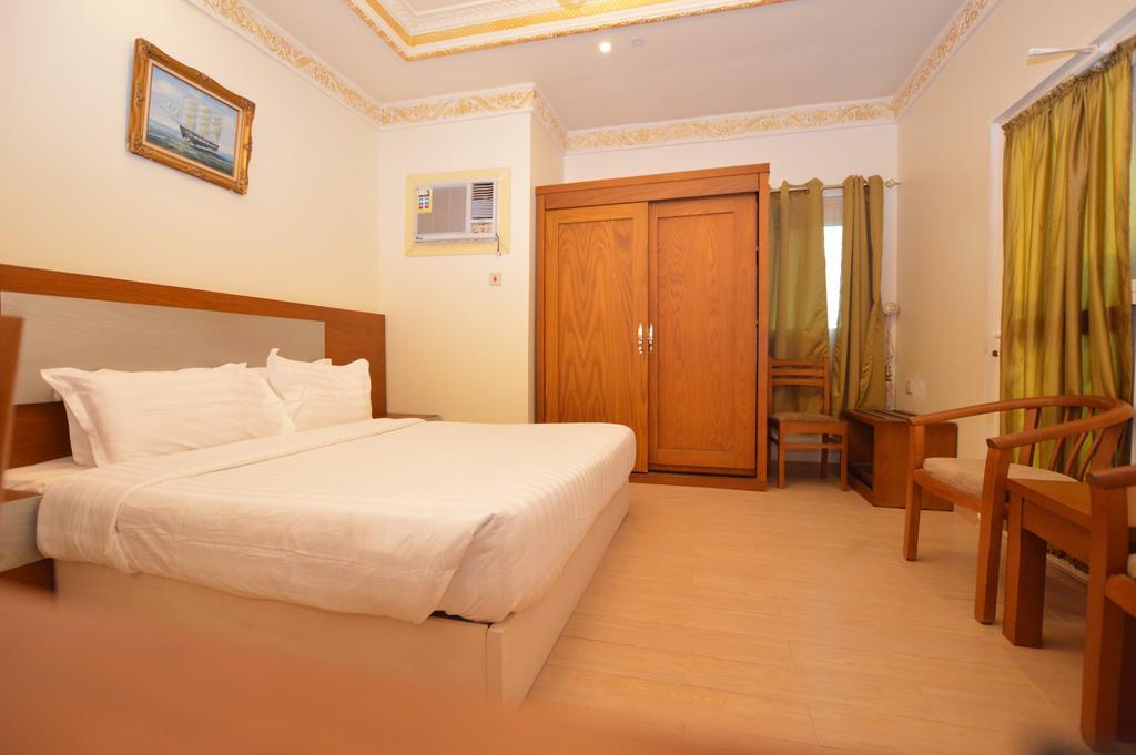 Al Ahmadi Plaza Resort Янбу Екстер'єр фото