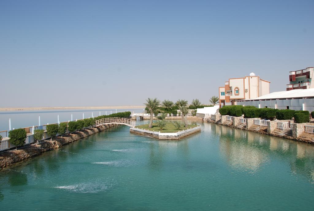 Al Ahmadi Plaza Resort Янбу Екстер'єр фото