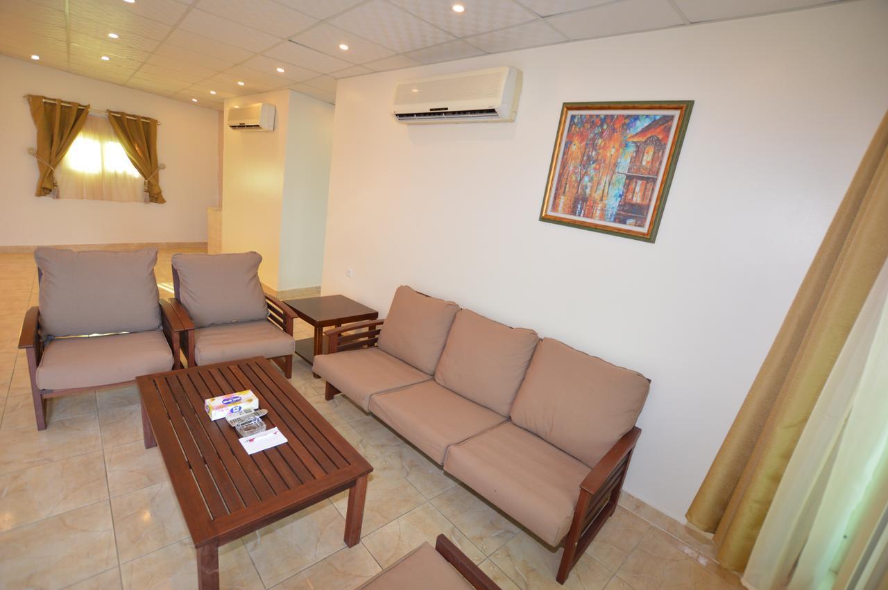 Al Ahmadi Plaza Resort Янбу Екстер'єр фото