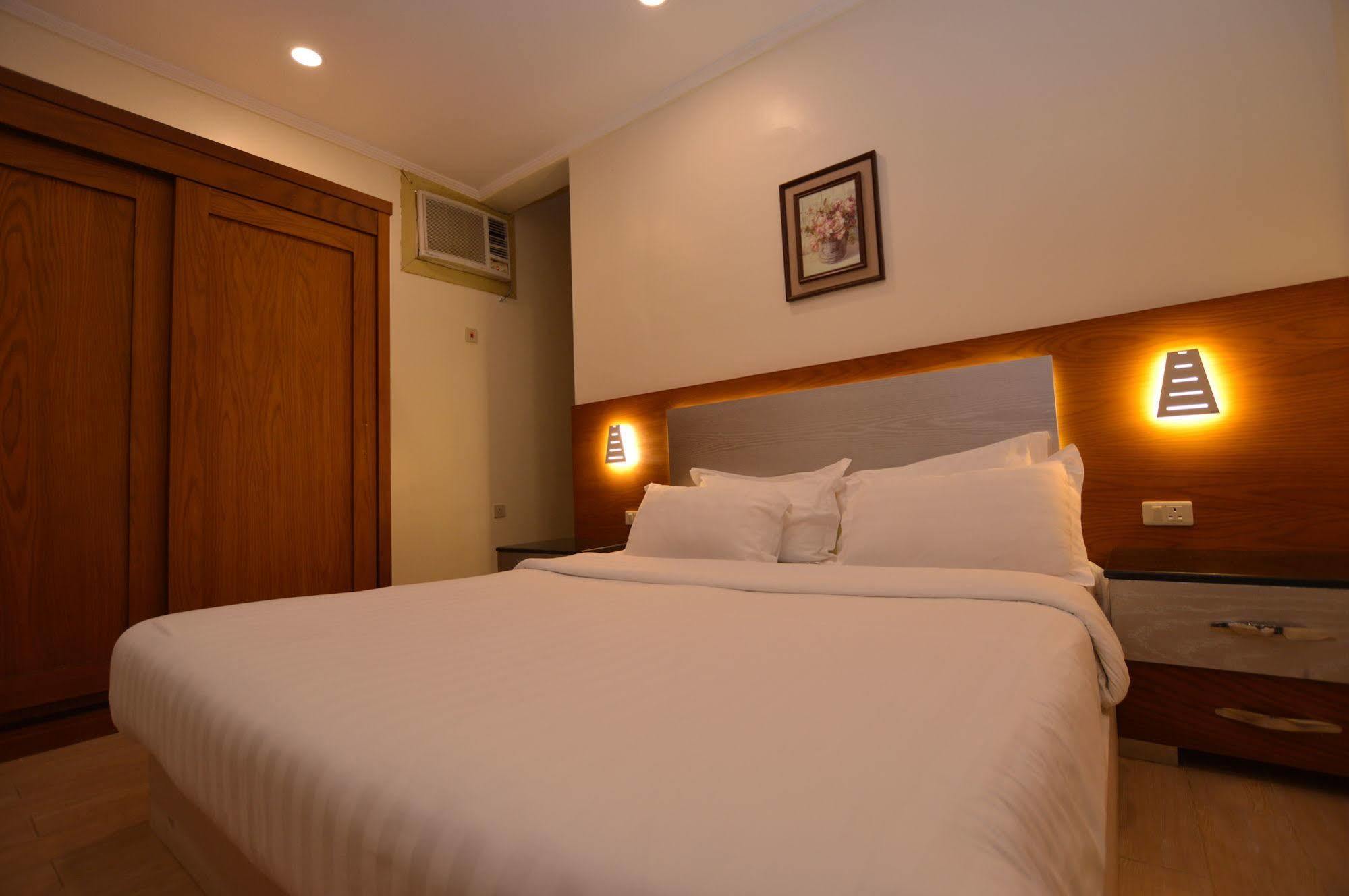 Al Ahmadi Plaza Resort Янбу Екстер'єр фото